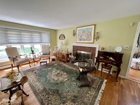 28 Oneida Ave, Worcester, MA 01606 photo 12