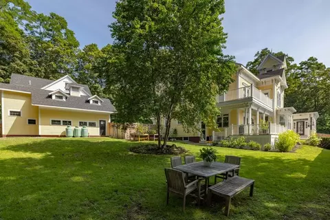 20 Maple St, Amesbury, MA 01913 photo 12