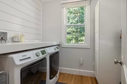 20 Maple St, Amesbury, MA 01913 photo 14