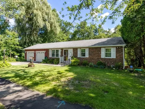 10 Nutmeg Dr, Worcester, MA 01603 photo 36