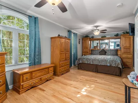 10 Nutmeg Dr, Worcester, MA 01603 photo 14