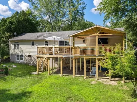 10 Nutmeg Dr, Worcester, MA 01603 photo 31