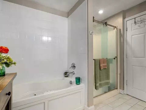 10 Nutmeg Dr, Worcester, MA 01603 photo 12