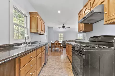 41 Crafts Rd, Gloucester, MA 01930 photo 14
