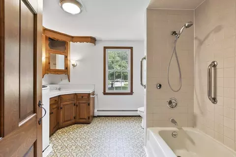 41 Crafts Rd, Gloucester, MA 01930 photo 12