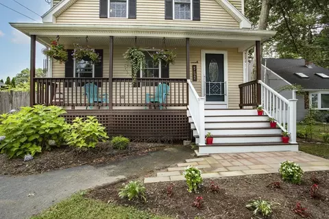4 Cedar Rd, Norton, MA 02766