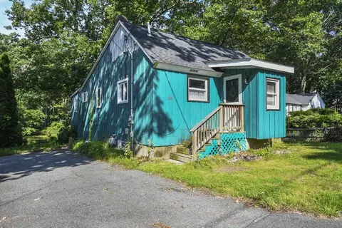 24 Bernard Rd, Grafton, MA 01536