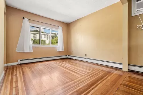 9 Lothrop St, Saugus, MA 01906 photo 9
