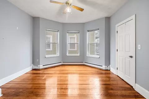 23 Beale St, Boston, MA 02124