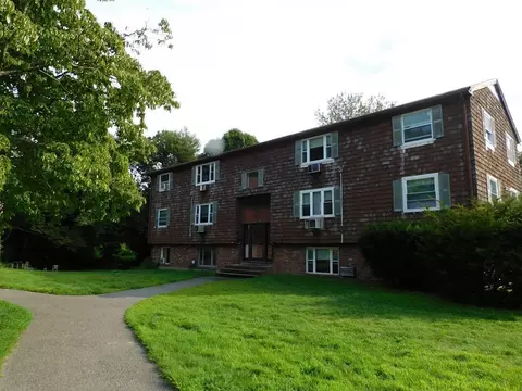 135 John A Dunn Memorial Dr #7, Rockland, MA 02370