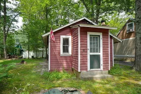 11 Kinnear Ave, Lancaster, MA 01523