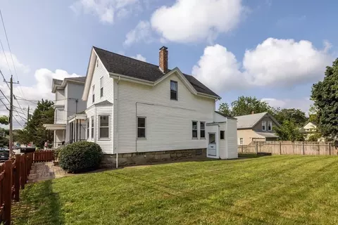 59 Garfield St, Fall River, MA 02721 photo 4