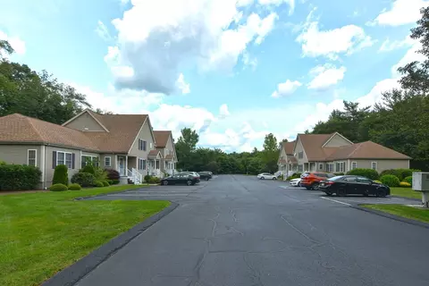 303 West St, East Bridgewater, MA 02333