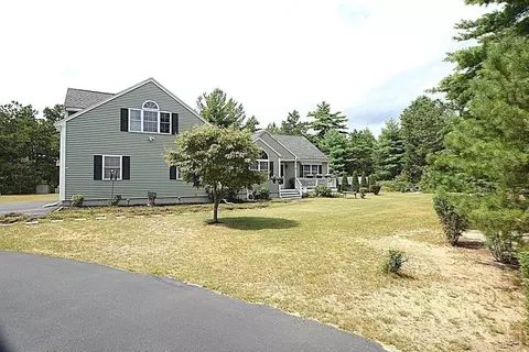 9 Sarahbeth Ln, Wareham, MA 02571 photo 3