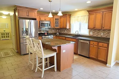 9 Sarahbeth Ln, Wareham, MA 02571 photo 6