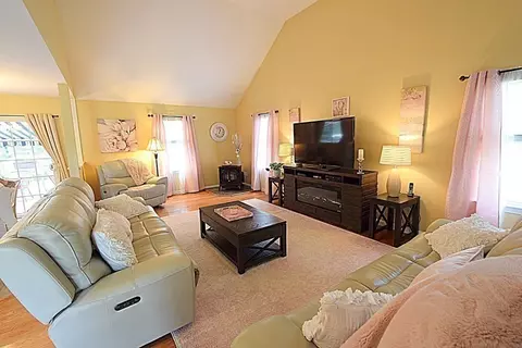 9 Sarahbeth Ln, Wareham, MA 02571 photo 16