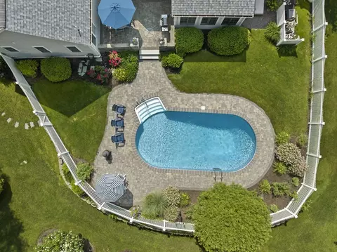 106 Tearall Rd, Raynham, MA 02767 photo 34