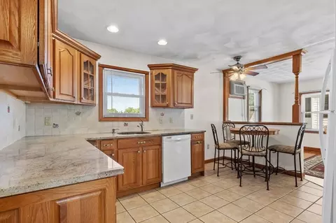 12-14 Bailey St, Everett, MA 02149 photo 6