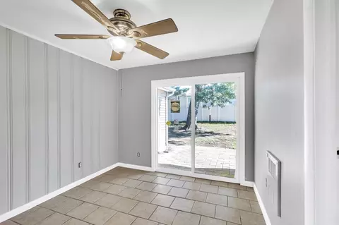 172 Garvey Dr, Springfield, MA 01109 photo 17