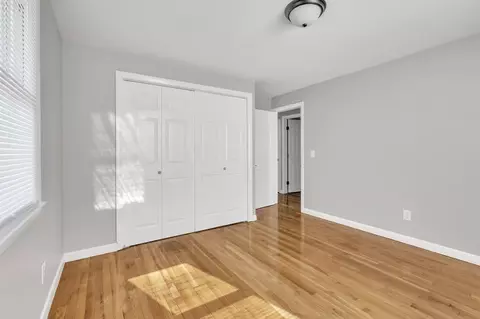 172 Garvey Dr, Springfield, MA 01109 photo 10