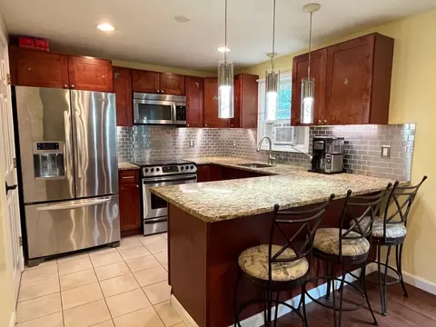 16 Litchfield St #16, Fitchburg, MA 01420