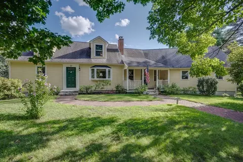 4 Glendale Ave, Sterling, MA 01564