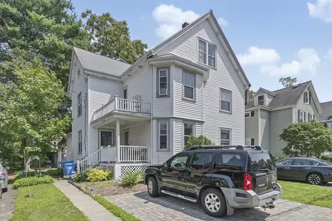 63 65 Lawrence St, Waltham, MA 02451