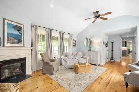 45 Rock Maple Ave, Hamilton, MA 01982 photo 6