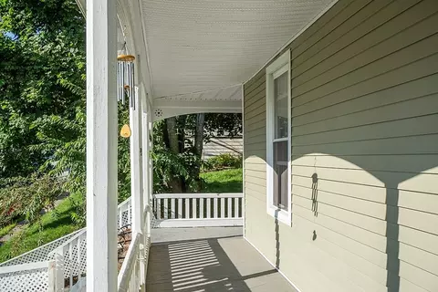 16 Westminster St, Worcester, MA 01605 photo 4