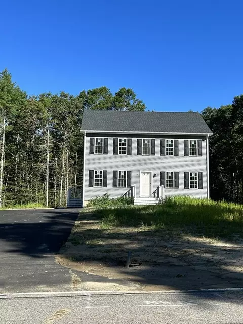 115 Spruce St, Middleboro, MA 02346