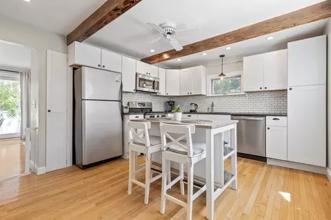 36 Clyde St, Somerville, MA 02145