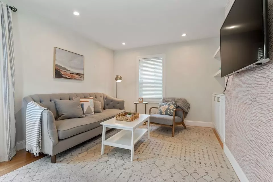  36 Clyde St #36, Somerville, MA 02145 photo 5