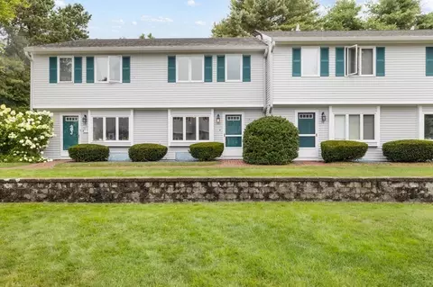 174 Lowell Rd #135, Mashpee, MA 02649