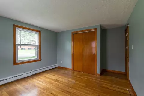 22 Glencoe St, Springfield, MA 01104 photo 16