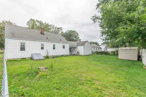 22 Glencoe St, Springfield, MA 01104 photo 31