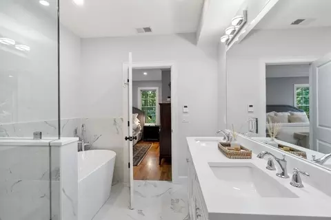 30 Naples Rd #2, Brookline, MA 02446 photo 15