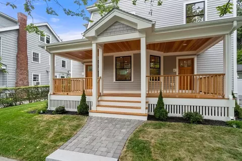 30 Naples Rd #2, Brookline, MA 02446