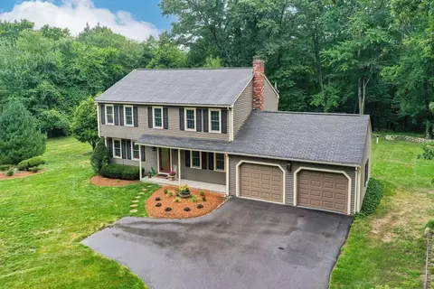 889 Washington St, Franklin, MA 02038