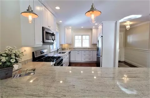 7 Spring Brook Ln, Barnstable, MA 02635 photo 6