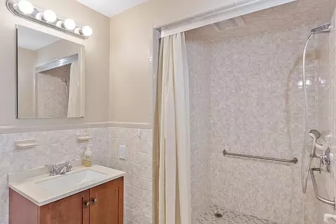 5 Locksley Rd, Danvers, MA 01923 photo 23