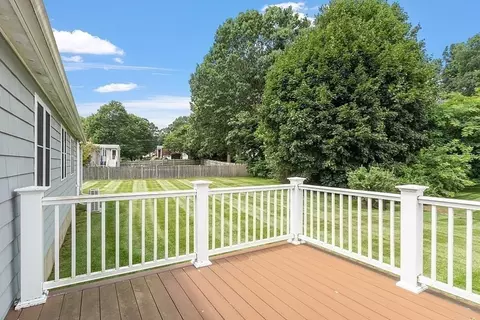 5 Locksley Rd, Danvers, MA 01923 photo 31