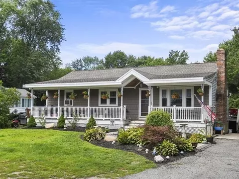 458 Main St, Hudson, MA 01749