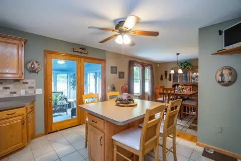 26 Peekskill Ave, Springfield, MA 01129 photo 22