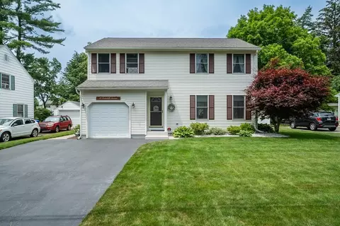 26 Peekskill Ave, Springfield, MA 01129