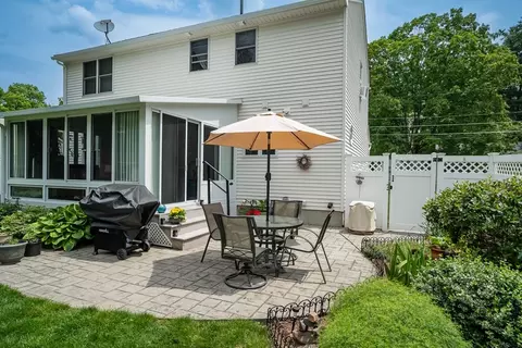 26 Peekskill Ave, Springfield, MA 01129 photo 7