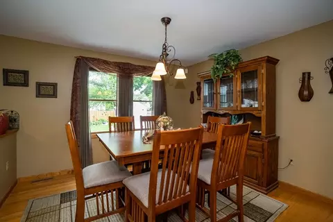 26 Peekskill Ave, Springfield, MA 01129 photo 20