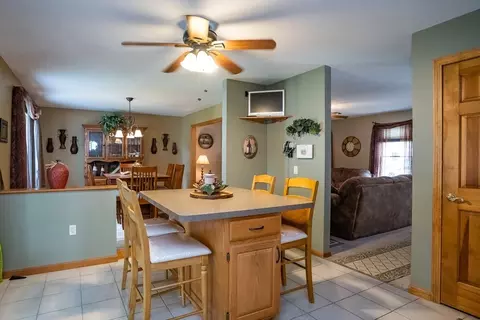 26 Peekskill Ave, Springfield, MA 01129 photo 23