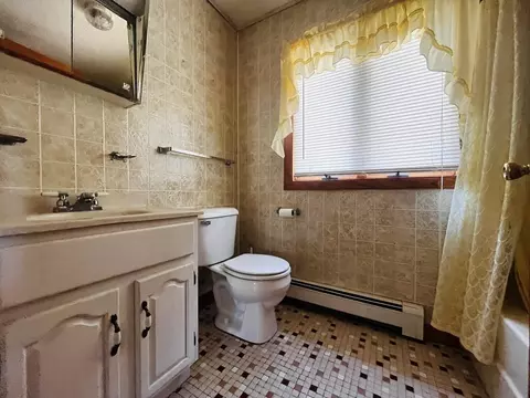 8 Shore Ave, Wareham, MA 02571 photo 12