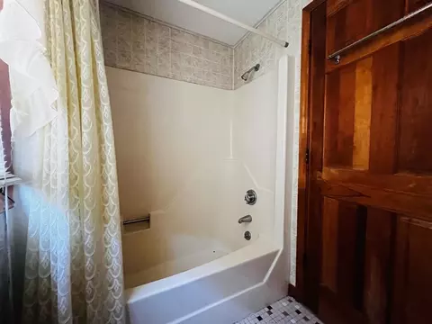 8 Shore Ave, Wareham, MA 02571 photo 13
