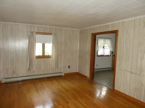 8 Shore Ave, Wareham, MA 02571 photo 4
